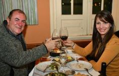 Foto de la galería: A pesar del frio, la noche del sábado se disfrutó con salidas y amigos en Posadas