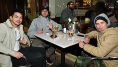 Foto de la galería: A pesar del frio, la noche del sábado se disfrutó con salidas y amigos en Posadas