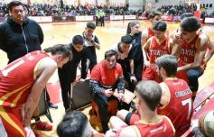Foto de la galería: Ovación en el Templo: Tokio se despidió del Federal de Básquet con la casa llena