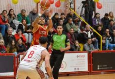 Foto de la galería: Ovación en el Templo: Tokio se despidió del Federal de Básquet con la casa llena