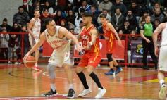 Foto de la galería: Ovación en el Templo: Tokio se despidió del Federal de Básquet con la casa llena