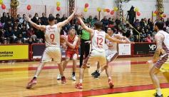 Foto de la galería: Ovación en el Templo: Tokio se despidió del Federal de Básquet con la casa llena