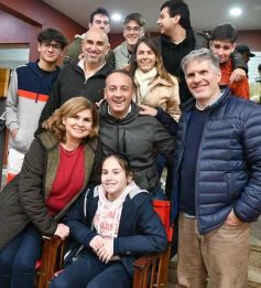 Foto de la galería: Ovación en el Templo: Tokio se despidió del Federal de Básquet con la casa llena