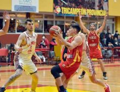 Foto de la galería: Ovación en el Templo: Tokio se despidió del Federal de Básquet con la casa llena