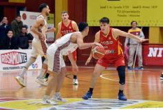 Foto de la galería: Ovación en el Templo: Tokio se despidió del Federal de Básquet con la casa llena