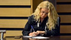 Foto de la galería: Por ley impulsarán la protección y multiplicación de la población de abejas en la tierra colorada