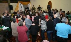 Foto de la galería: Noche de encuentro social, cena regional y baile retro en la Capilla San Rafael