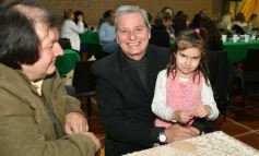 Foto de la galería: Noche de encuentro social, cena regional y baile retro en la Capilla San Rafael