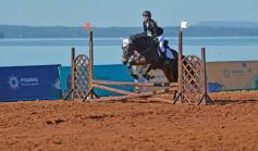Foto de la galería: A orillas del Paraná: la equitación nacional deslumbró en el Balneario Costa Sur de Posadas