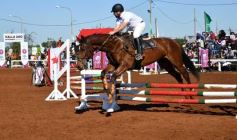 Foto de la galería: A orillas del Paraná: la equitación nacional deslumbró en el Balneario Costa Sur de Posadas