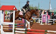 Foto de la galería: A orillas del Paraná: la equitación nacional deslumbró en el Balneario Costa Sur de Posadas