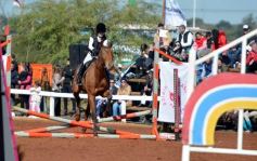 Foto de la galería: A orillas del Paraná: la equitación nacional deslumbró en el Balneario Costa Sur de Posadas