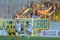 Foto de la galería: Federal A: Crucero cayó en casa pero sigue cerca de la punta en su zona