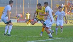 Foto de la galería: Federal A: Crucero cayó en casa pero sigue cerca de la punta en su zona