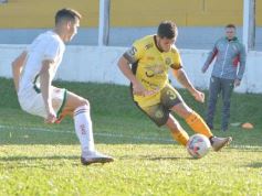 Foto de la galería: Federal A: Crucero cayó en casa pero sigue cerca de la punta en su zona
