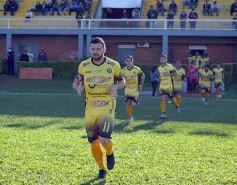 Foto de la galería: Federal A: Crucero cayó en casa pero sigue cerca de la punta en su zona