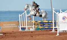 Foto de la galería: Domingo Hípico en Posadas: familias y amigos disfrutaron del exitoso cierre del Torneo de equitación