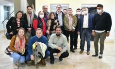 Foto de la galería: Parlamento Misionero: fomentarán la producción y consumo de miel de diferentes especies florales