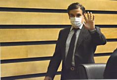 Foto de la galería: Parlamento Misionero: fomentarán la producción y consumo de miel de diferentes especies florales