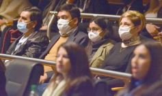 Foto de la galería: Parlamento Misionero: fomentarán la producción y consumo de miel de diferentes especies florales