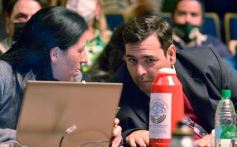 Foto de la galería: Parlamento Misionero: fomentarán la producción y consumo de miel de diferentes especies florales
