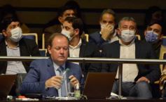 Foto de la galería: Parlamento Misionero: fomentarán la producción y consumo de miel de diferentes especies florales