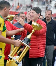 Foto de la galería: Villa Sarita está de fiesta: La Franja gritó campeón con la casa llena