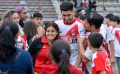 Foto de la galería: Villa Sarita está de fiesta: La Franja gritó campeón con la casa llena