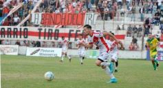 Foto de la galería: Villa Sarita está de fiesta: La Franja gritó campeón con la casa llena