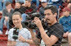 Foto de la galería: Villa Sarita está de fiesta: La Franja gritó campeón con la casa llena