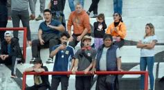 Foto de la galería: Villa Sarita está de fiesta: La Franja gritó campeón con la casa llena