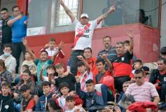 Foto de la galería: Villa Sarita está de fiesta: La Franja gritó campeón con la casa llena