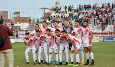 Foto de la galería: Villa Sarita está de fiesta: La Franja gritó campeón con la casa llena