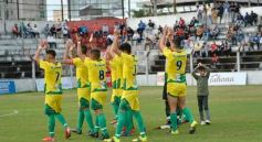 Foto de la galería: Villa Sarita está de fiesta: La Franja gritó campeón con la casa llena