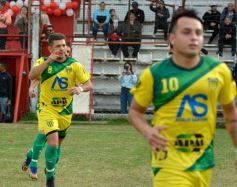 Foto de la galería: Villa Sarita está de fiesta: La Franja gritó campeón con la casa llena