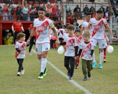 Foto de la galería: Villa Sarita está de fiesta: La Franja gritó campeón con la casa llena