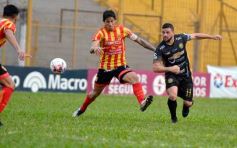 Foto de la galería: Federal A: con el último empate de local, Ricardone se despidió de Crucero