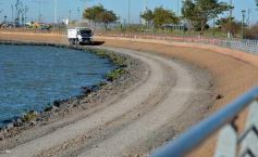 Foto de la galería: Costanera de Posadas: Yacyretá inició la etapa final del pedraplén para el nuevo circuito costero