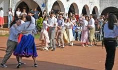 Foto de la galería: Peña Patria del 9 de Julio en el Instituto Madre de La Misericordia de Posadas