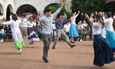 Foto de la galería: Peña Patria del 9 de Julio en el Instituto Madre de La Misericordia de Posadas