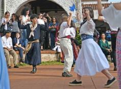 Foto de la galería: Peña Patria del 9 de Julio en el Instituto Madre de La Misericordia de Posadas