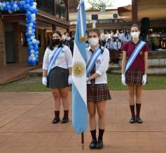 Foto de la galería: Peña Patria del 9 de Julio en el Instituto Madre de La Misericordia de Posadas