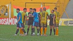 Foto de la galería: Federal A: empate sin goles en el debut de Sandro Bárbaro al frente de Crucero