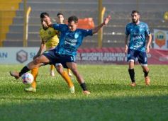 Foto de la galería: Federal A: empate sin goles en el debut de Sandro Bárbaro al frente de Crucero