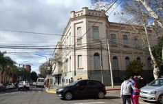 Foto de la galería: Paisaje urbano y amigos fueron parte de las recorridas en el centro posadeño