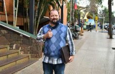 Foto de la galería: Paisaje urbano y amigos fueron parte de las recorridas en el centro posadeño