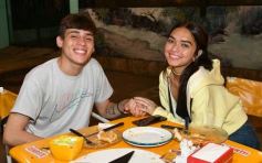 Foto de la galería: Noche de viernes familiar, de hamburguesas y pizzas en Posadas