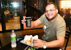 Foto de la galería: Noche de viernes familiar, de hamburguesas y pizzas en Posadas