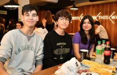 Foto de la galería: Noche de viernes familiar, de hamburguesas y pizzas en Posadas