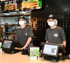 Foto de la galería: Noche de viernes familiar, de hamburguesas y pizzas en Posadas